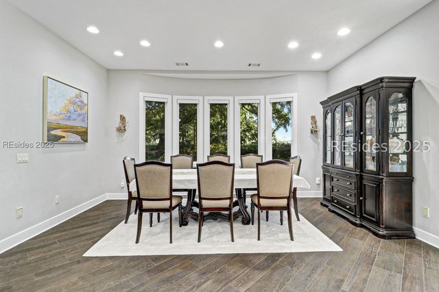 33 N Port Royal Dr, Hilton Head Island, SC 29928