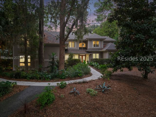 33 N Port Royal Dr, Hilton Head Island, SC 29928
