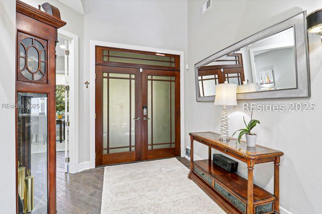 33 N Port Royal Dr, Hilton Head Island, SC 29928