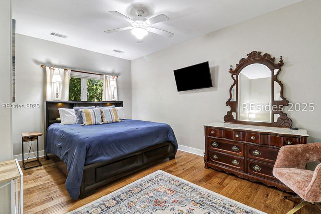 33 N Port Royal Dr, Hilton Head Island, SC 29928