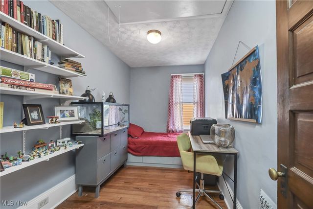 1462 Spring Garden Avenue, Lakewood, OH 44107