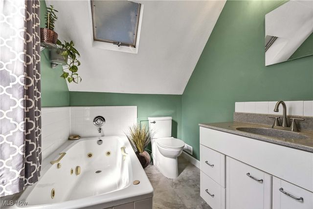 1462 Spring Garden Avenue, Lakewood, OH 44107