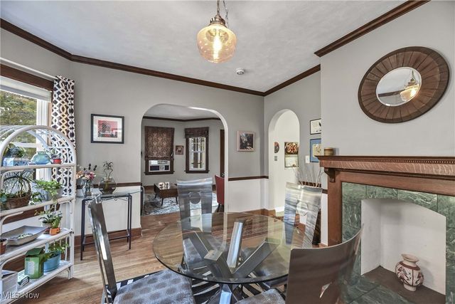 1462 Spring Garden Avenue, Lakewood, OH 44107