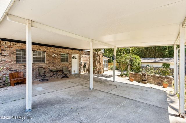 3971 KADEN Drive E, Jacksonville, FL 32277