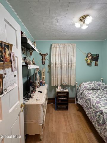 455 2nd Street, Troy, NY 12180