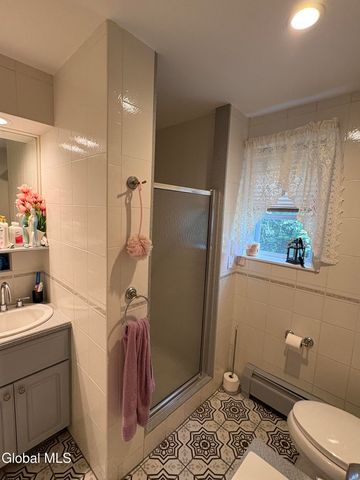 455 2nd Street, Troy, NY 12180