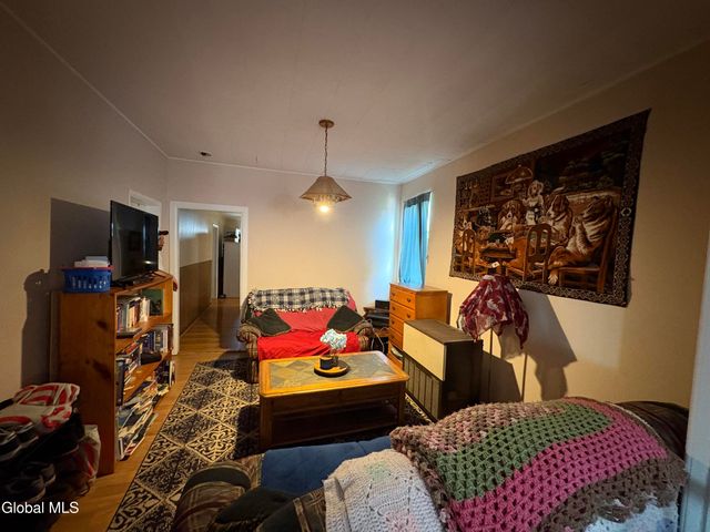 455 2nd Street, Troy, NY 12180