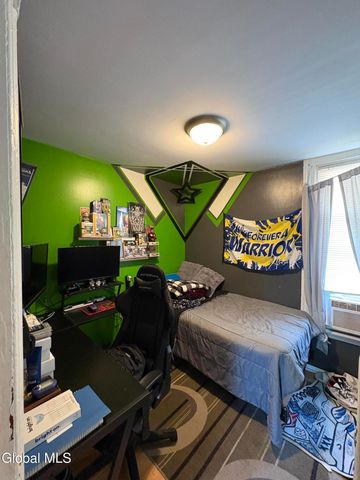 455 2nd Street, Troy, NY 12180