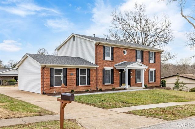 304 Shady Meadows Drive, St Louis, MO 63011