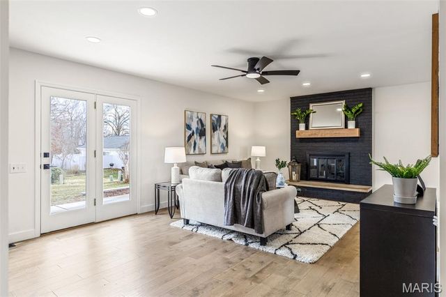 304 Shady Meadows Drive, St Louis, MO 63011