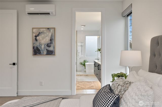 8848 20th Avenue SW, Seattle, WA 98106