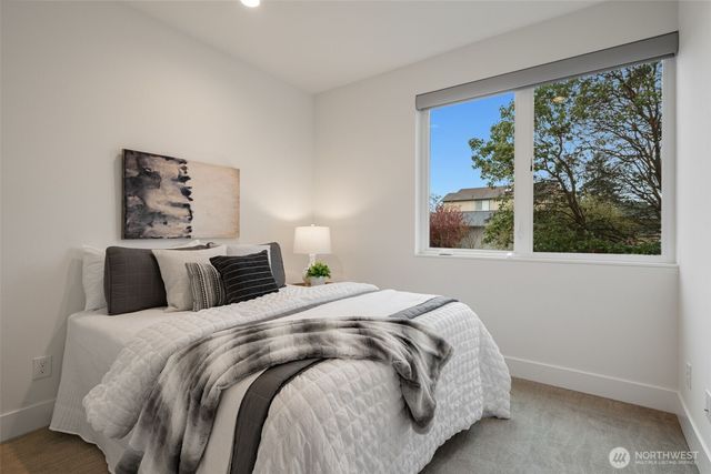 8848 20th Avenue SW, Seattle, WA 98106