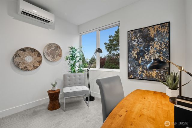 8848 20th Avenue SW, Seattle, WA 98106