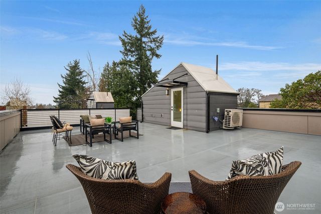 8848 20th Avenue SW, Seattle, WA 98106