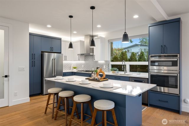 8848 20th Avenue SW, Seattle, WA 98106