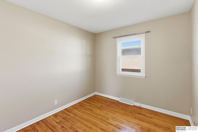 104 W Meigs Street, Valley, NE 68064