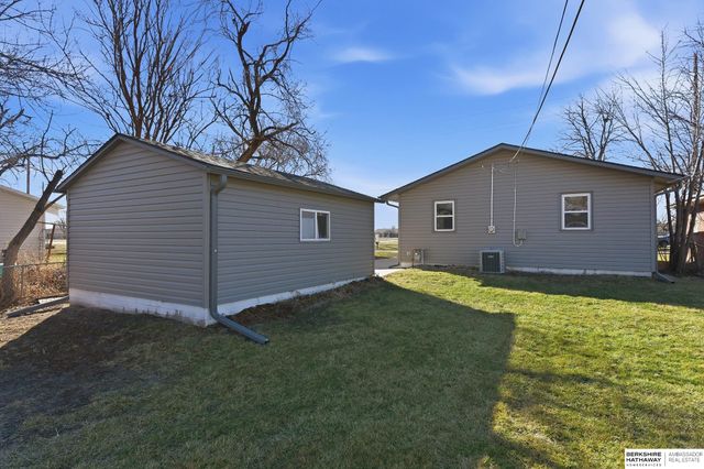 104 W Meigs Street, Valley, NE 68064