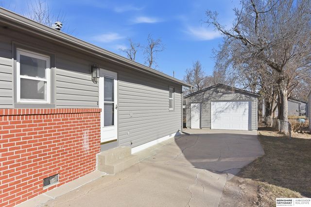 104 W Meigs Street, Valley, NE 68064