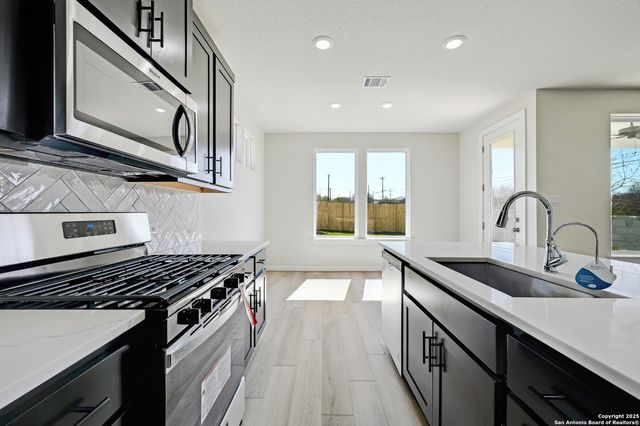 6002 Calgary Park, San Antonio, TX 78233