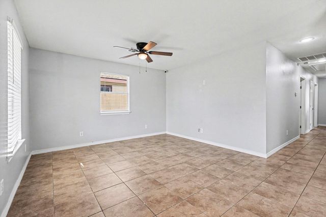 3005 Florida Street, Dickinson, TX 77539