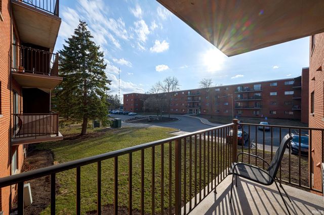 2927 Westbrook Dr Apt B218, Fort Wayne, IN 46805