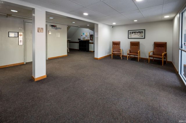 2927 Westbrook Dr Apt B218, Fort Wayne, IN 46805