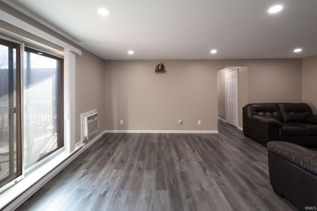 2927 Westbrook Dr Apt B218, Fort Wayne, IN 46805