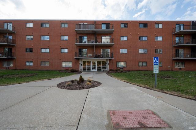 2927 Westbrook Dr Apt B218, Fort Wayne, IN 46805