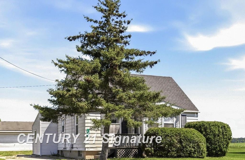 6737 Dixie Highway, Saginaw, MI 48722