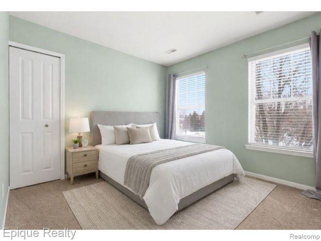 3212 Paradise Trail, Oxford Charter Township, MI 48371