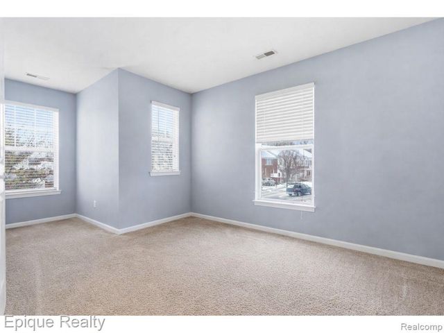 3212 Paradise Trail, Oxford Charter Township, MI 48371