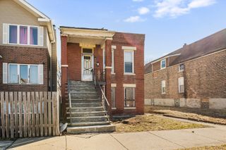 6725 S Justine Street, Chicago, IL 60636