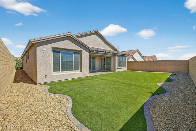 10863 Gardenova Avenue, Las Vegas, NV 89166