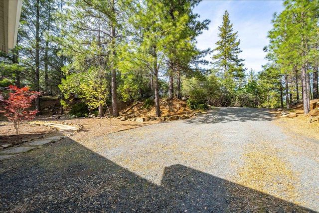 3610 Sugar View Rd, Meadow Vista, CA 95722