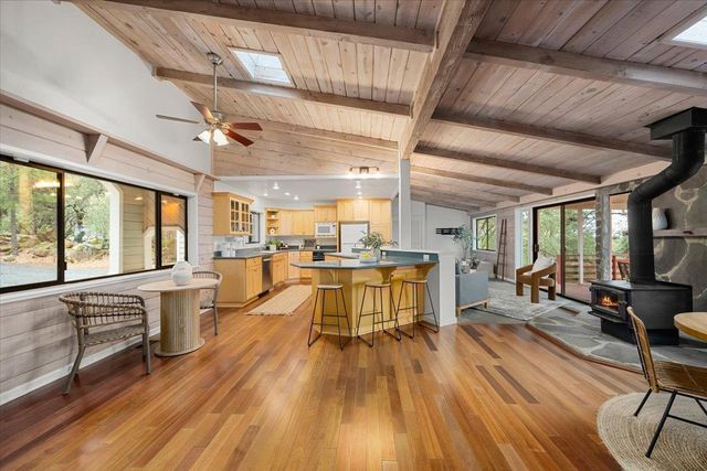 3610 Sugar View Rd, Meadow Vista, CA 95722