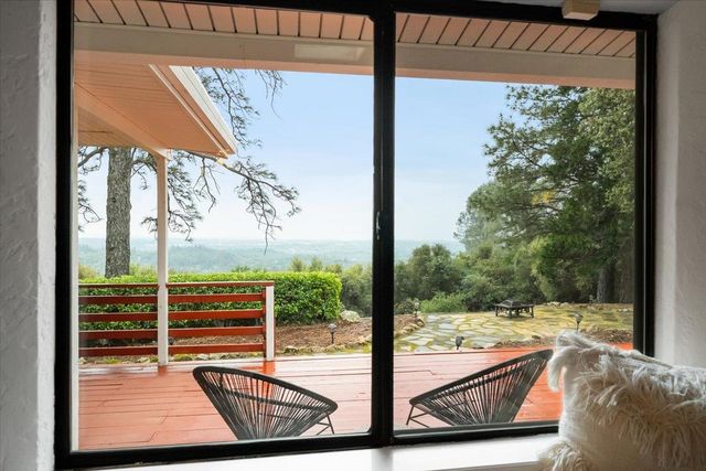 3610 Sugar View Rd, Meadow Vista, CA 95722