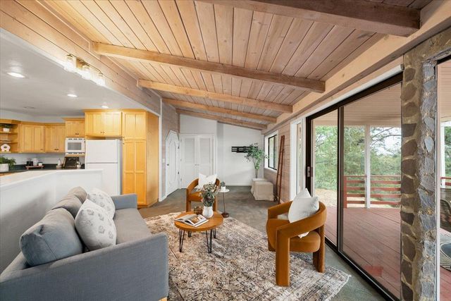 3610 Sugar View Rd, Meadow Vista, CA 95722