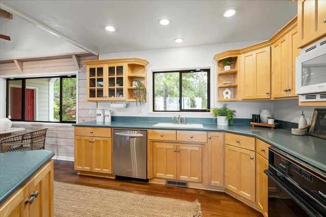 3610 Sugar View Rd, Meadow Vista, CA 95722