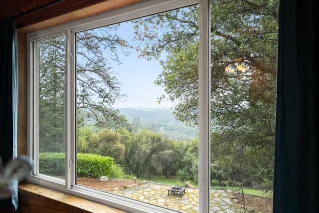 3610 Sugar View Rd, Meadow Vista, CA 95722