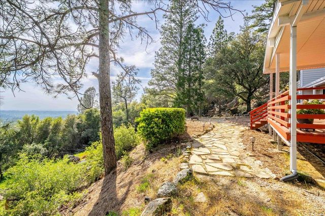 3610 Sugar View Rd, Meadow Vista, CA 95722