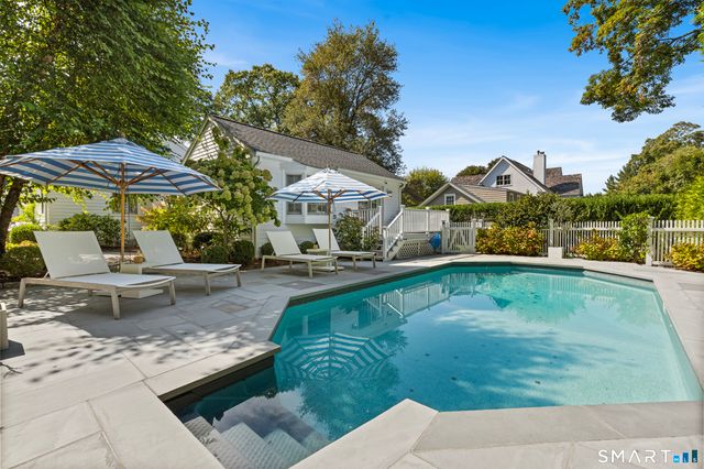 13 Pond Street, Norwalk, CT 06853