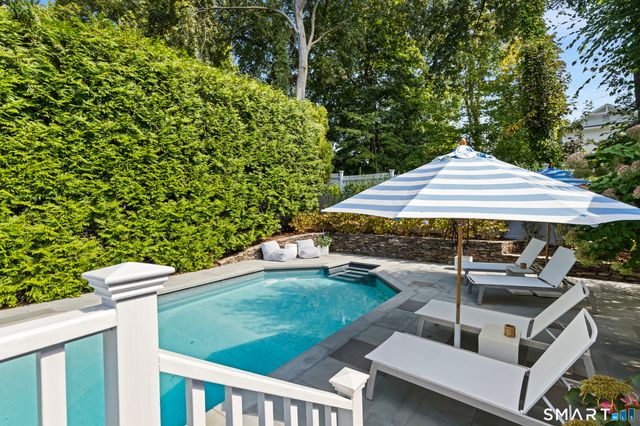 13 Pond Street, Norwalk, CT 06853