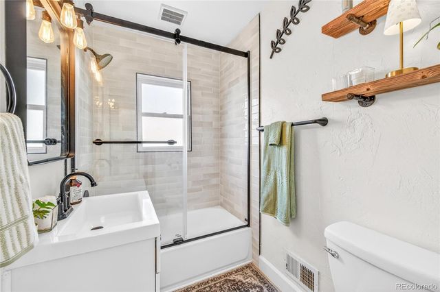 2518 W 8th Street, Greeley, CO 80634