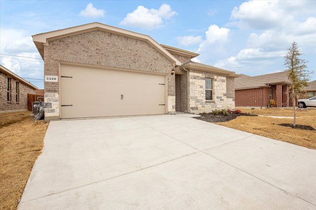 2220 Barnwell Drive, Fort Worth, TX 76108