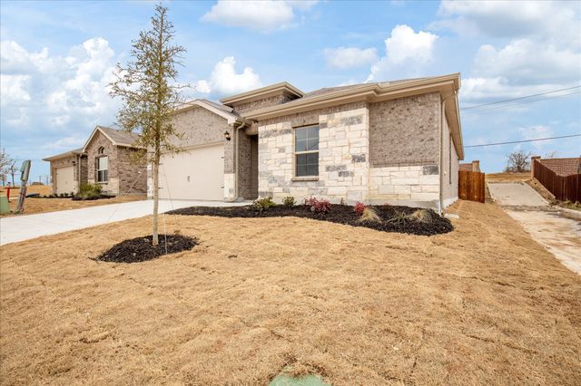 2220 Barnwell Drive, Fort Worth, TX 76108