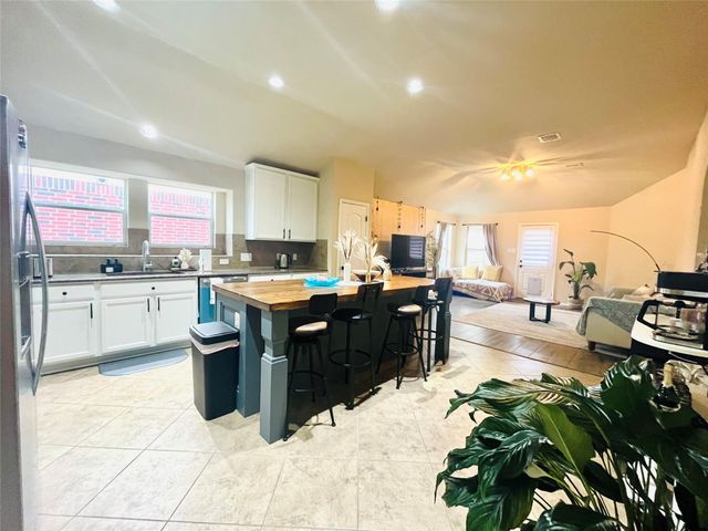 5531 Jay Thrush Drive, Richmond, TX 77407