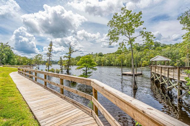 839 Riverward Dr., Myrtle Beach, SC 29588