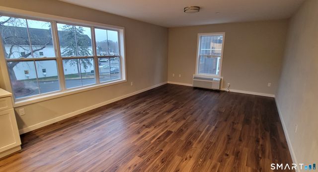 155 Greenwood Avenue E201, Bethel, CT 06801
