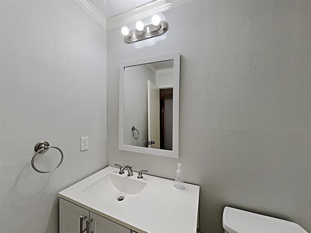 3522 Whitney Drive, Carrollton, TX 75007