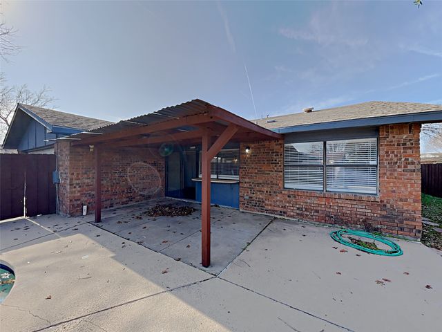 3522 Whitney Drive, Carrollton, TX 75007